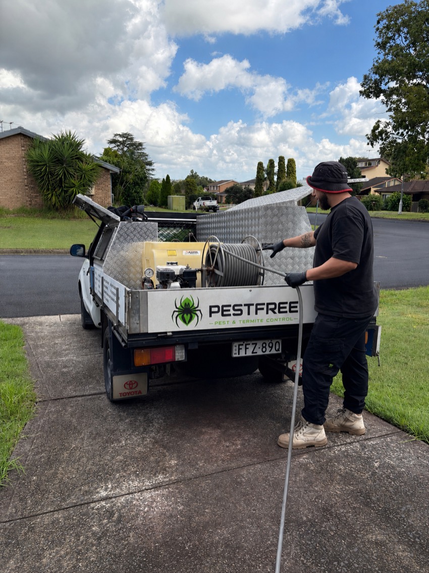 PESTFREE technician with the fully equipped service ute across Campbelltown and Greater Sydney